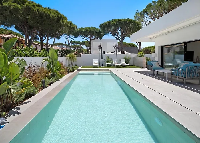 Lola Sea Villa